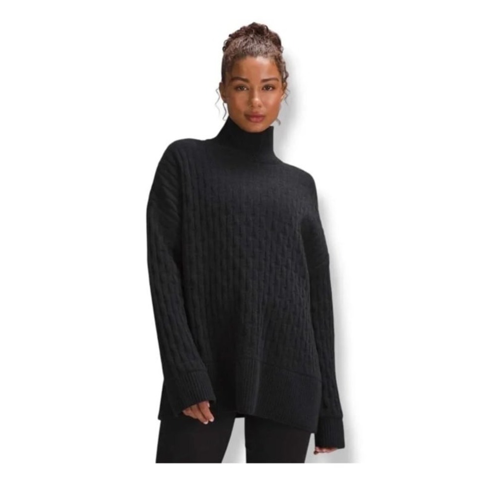 Lululemon Cable-Knit Relaxed-Fit Sweater size M